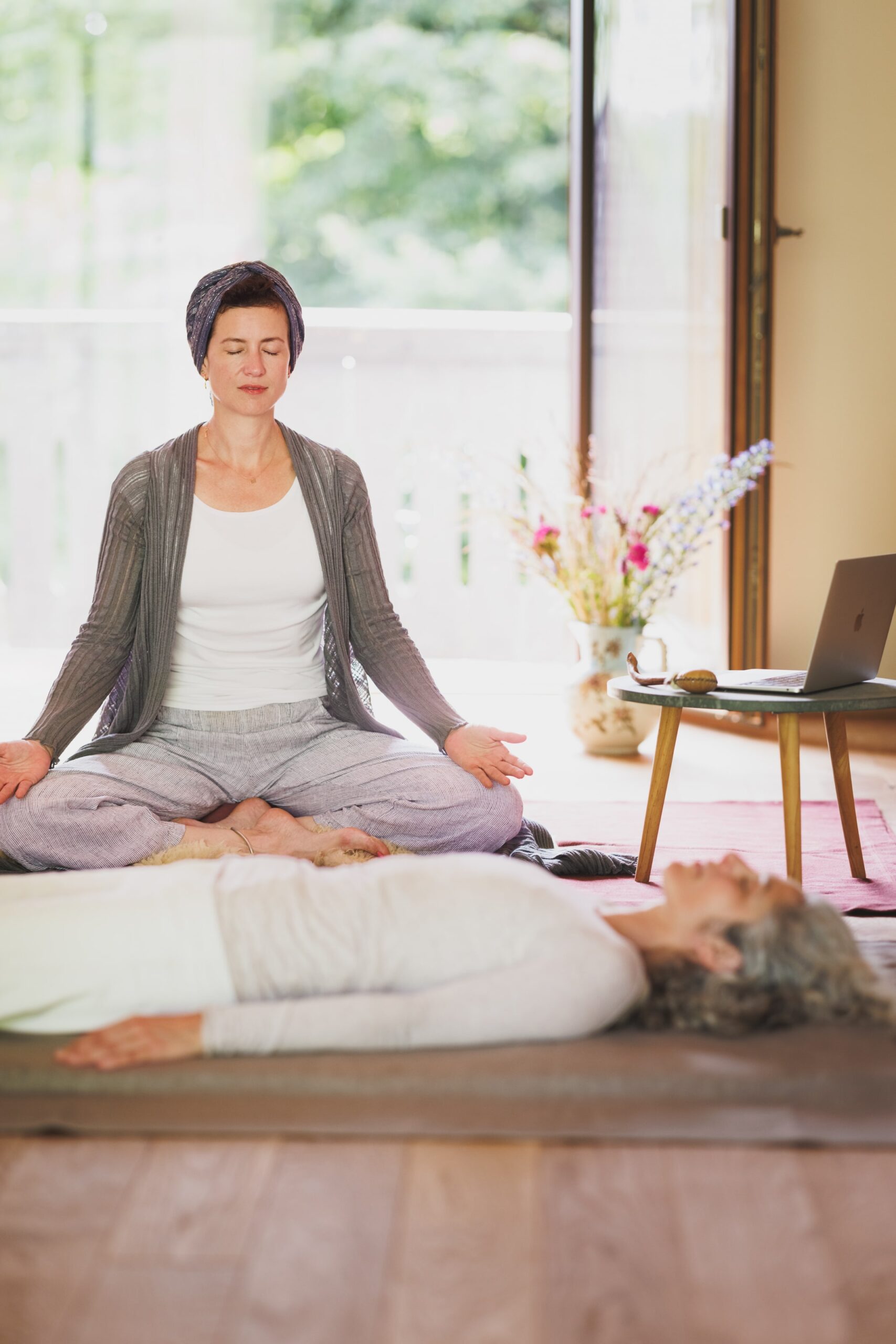 24_06_Faunushof_Yogaraum_Stiefkind_Fotografie_0053-min
